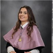 Doy clases particulares de apoyo a niños de edad escolar, ya que soy psicóloga. También podría dar clases de esta materia